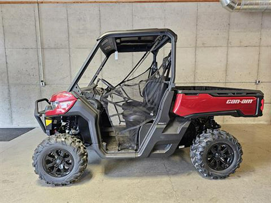 2024 Can-Am Defender XT HD10