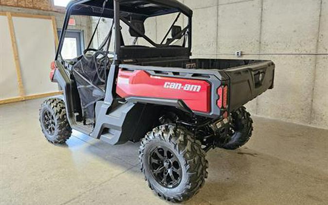 2024 Can-Am Defender XT HD10