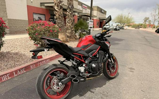 2024 Kawasaki Z900 ABS Candy Persimmon Red/Ebony