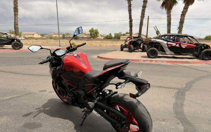 2024 Kawasaki Z900 ABS Candy Persimmon Red/Ebony