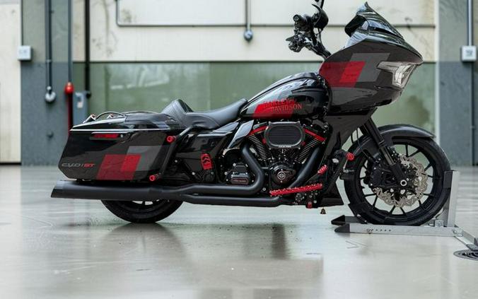 2025 Harley-Davidson Road Glide CVO ST
