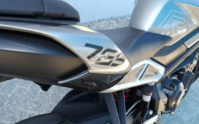 2024 Triumph Street Triple 765 R Silver Ice