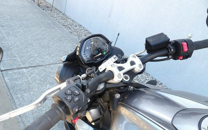 2024 Triumph Street Triple 765 R Silver Ice