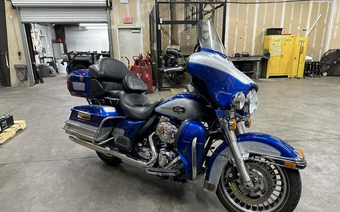 2010 Harley-Davidson® FLHTCU - Ultra Classic® Electra Glide