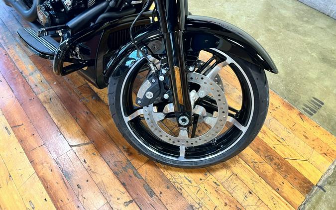 New 2026 Harley-Davidson Road Glide Grand American Touring Motorcycle For Sale Near Memphis, TN