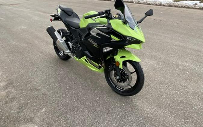 2026 Kawasaki Ninja® 500 ABS