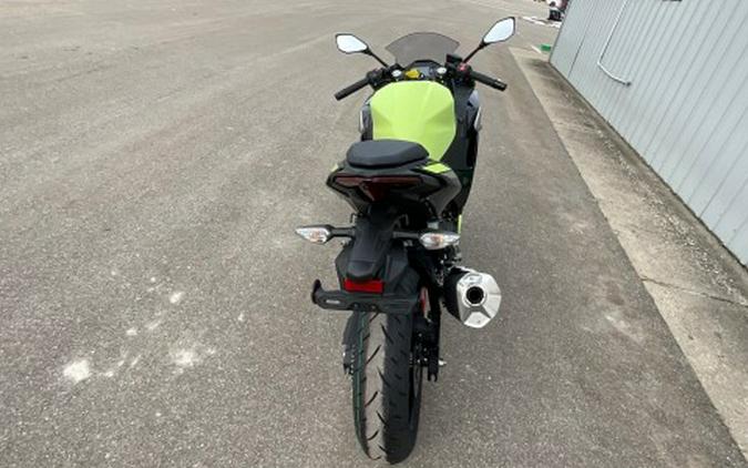 2026 Kawasaki Ninja® 500 ABS