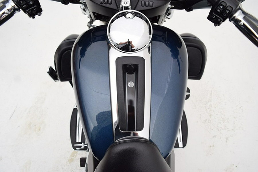 2016 Harley-Davidson Trike FLHTCUTG - Tri Glide Ultra