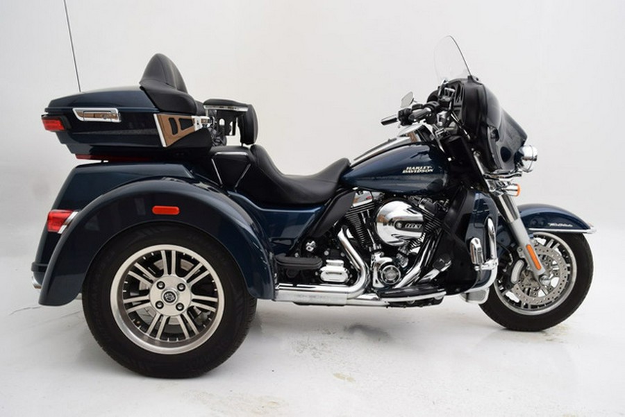 2016 Harley-Davidson Trike FLHTCUTG - Tri Glide Ultra