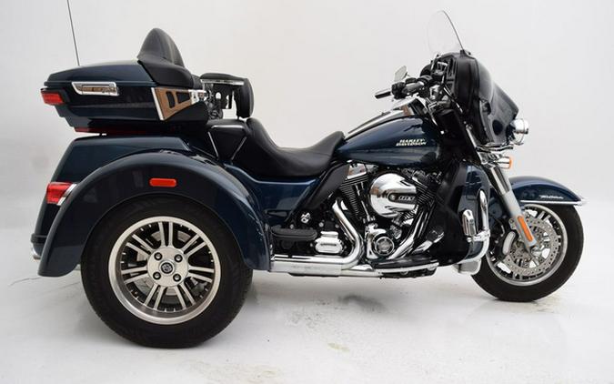 2016 Harley-Davidson Trike FLHTCUTG - Tri Glide Ultra