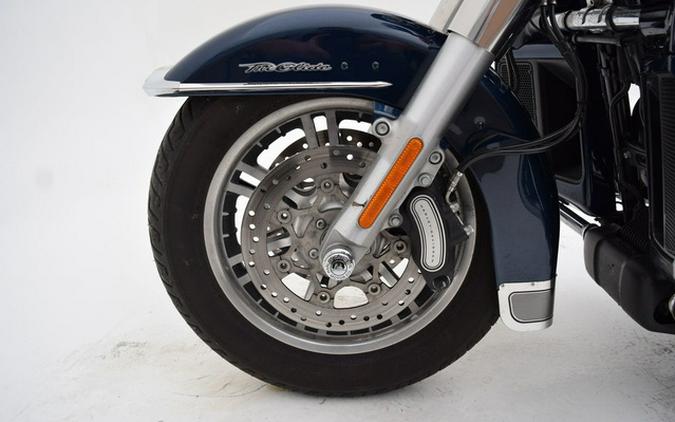 2016 Harley-Davidson Trike FLHTCUTG - Tri Glide Ultra