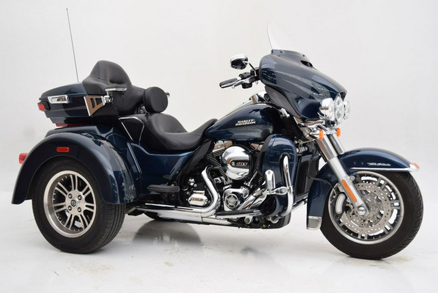 2016 Harley-Davidson Trike FLHTCUTG - Tri Glide Ultra