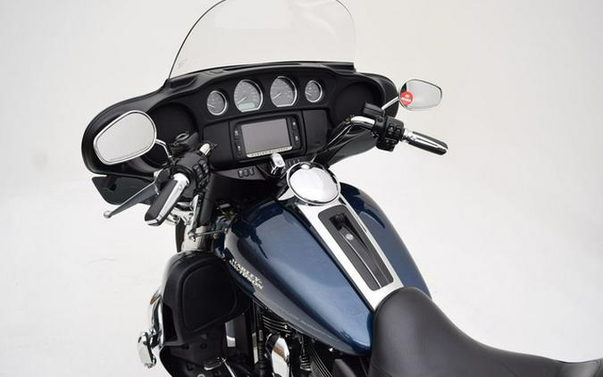 2016 Harley-Davidson Trike FLHTCUTG - Tri Glide Ultra