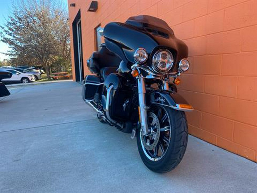 2019 Harley-Davidson FLHTK " Electra Glide Ultra Limited"