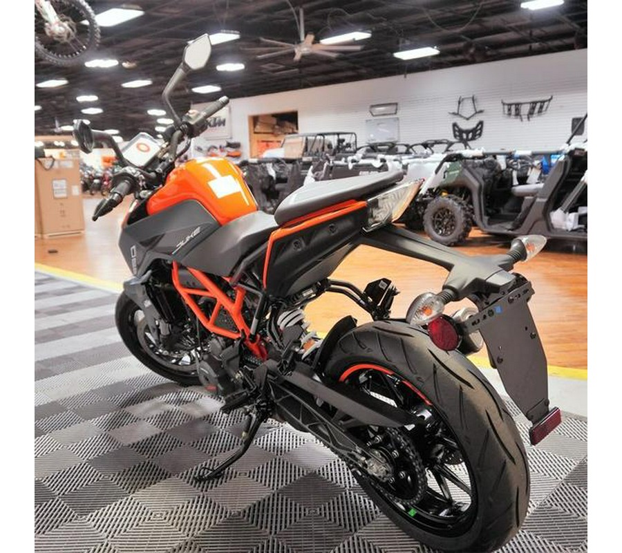 2023 KTM 390 Duke