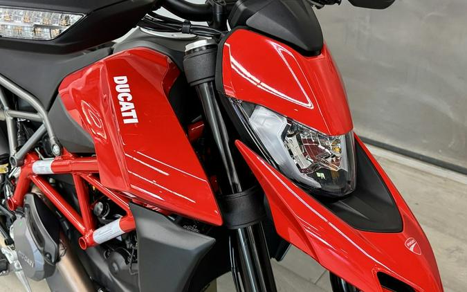 2023 Ducati Hypermotard 950 Ducati Red