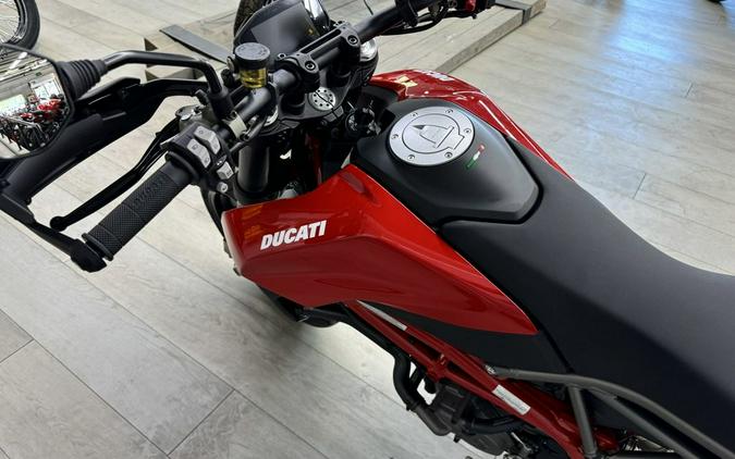 2023 Ducati Hypermotard 950 Ducati Red