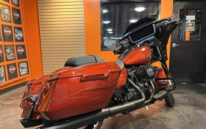 2025 Harley-Davidson® FLHX - Street Glide®