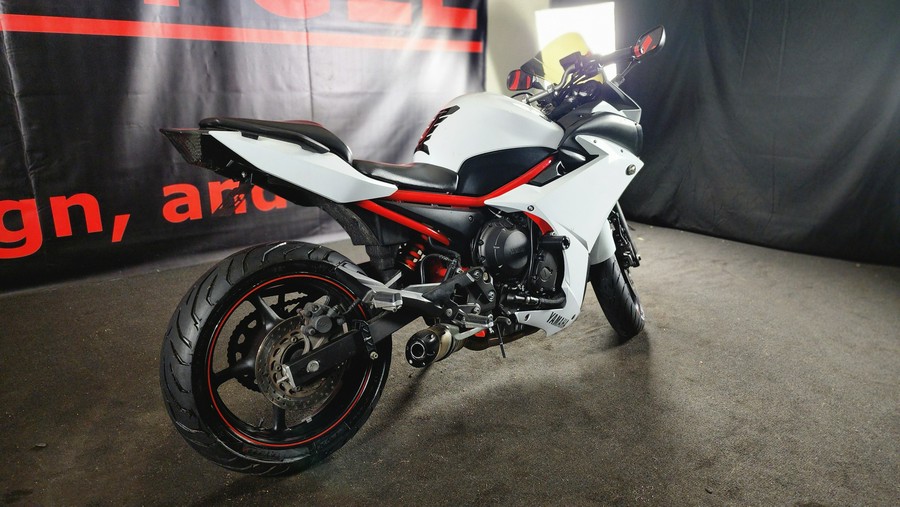 2013 YAMAHA FZ6R - F011668