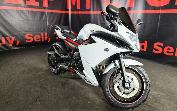 2013 YAMAHA FZ6R - F011668