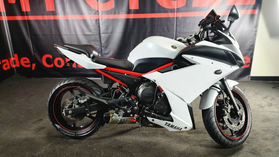 2013 YAMAHA FZ6R - F011668