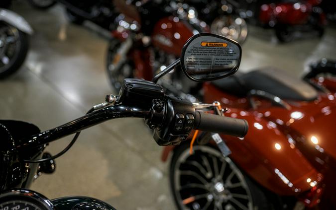 2024 Harley-Davidson Freewheeler Trike FLRT