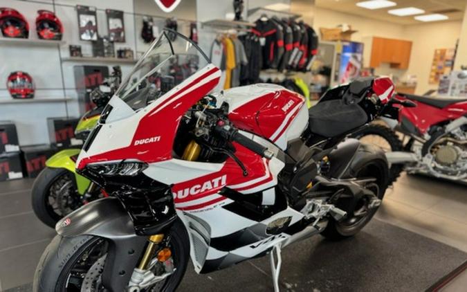 2025 Ducati Panigale V4 Tricolore