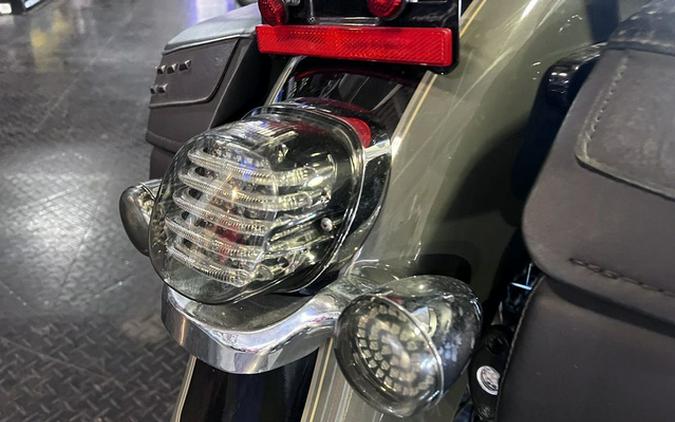 2021 Harley-Davidson FLHCS - Heritage Classic 114