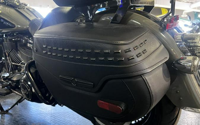 2021 Harley-Davidson FLHCS - Heritage Classic 114