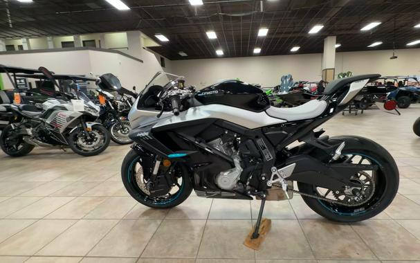 2026 CFMOTO 675SS