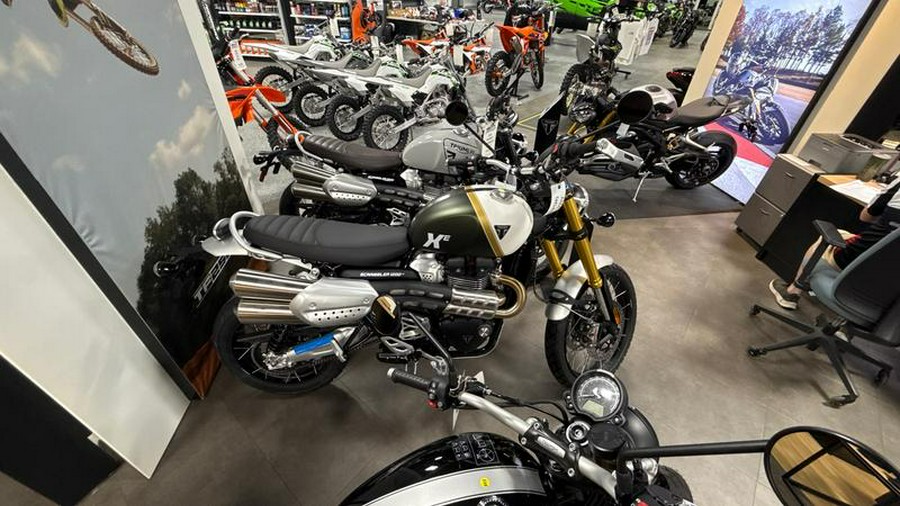 2026 Triumph Scrambler 1200 XE Sapphire black