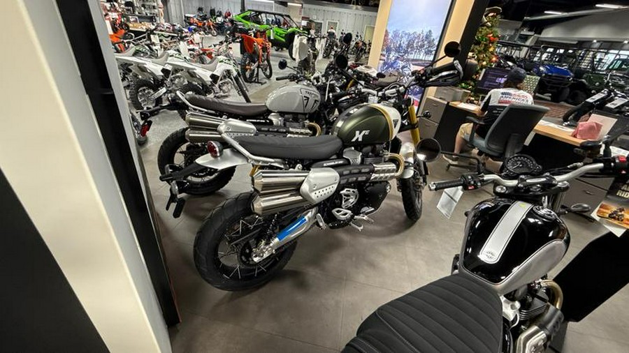 2026 Triumph Scrambler 1200 XE Sapphire black