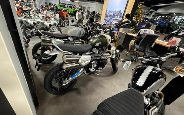 2026 Triumph Scrambler 1200 XE Sapphire black