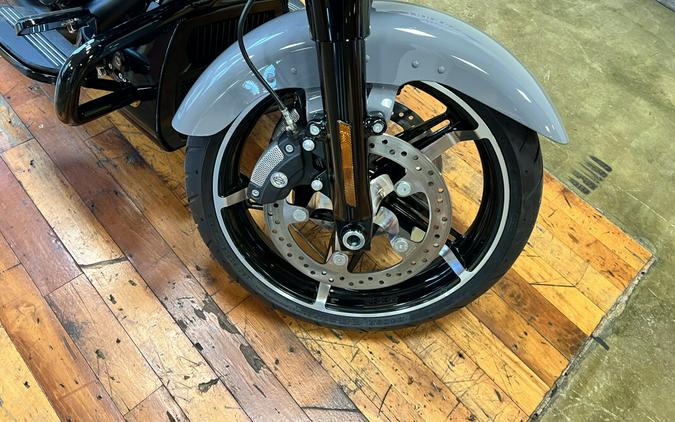 New 2026 Harley-Davidson Street Glide Grand American Touring Motorcycle For Sale Near Memphis, TN