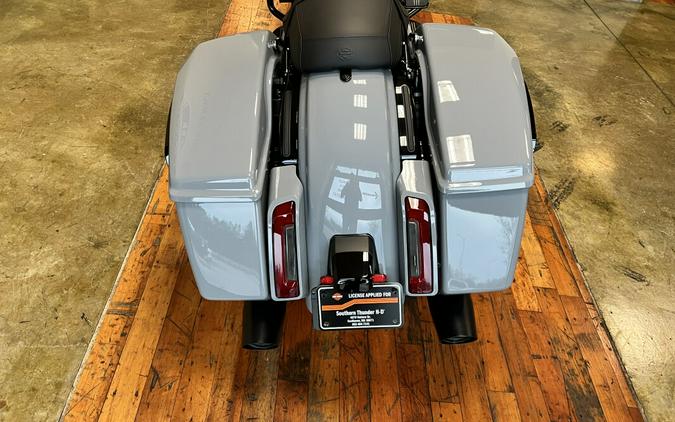 New 2026 Harley-Davidson Street Glide Grand American Touring Motorcycle For Sale Near Memphis, TN