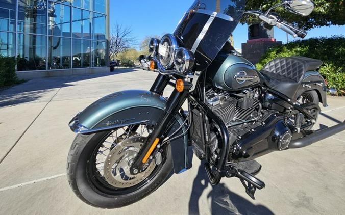 2020 Harley-Davidson® FLHCS - Heritage Classic 114