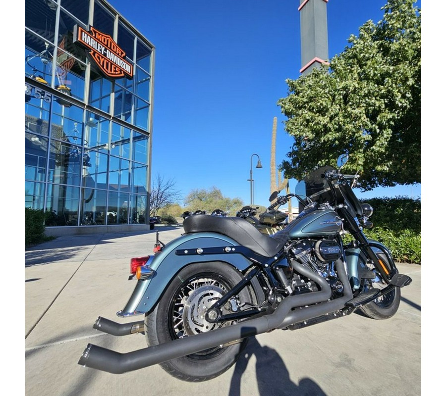 2020 Harley-Davidson® FLHCS - Heritage Classic 114