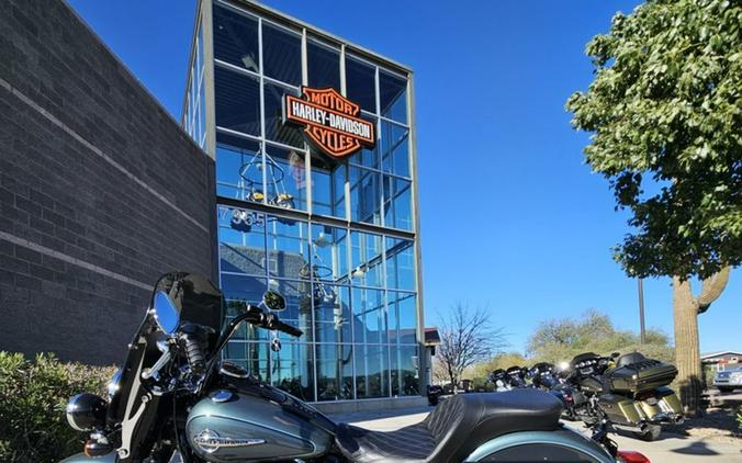2020 Harley-Davidson® FLHCS - Heritage Classic 114