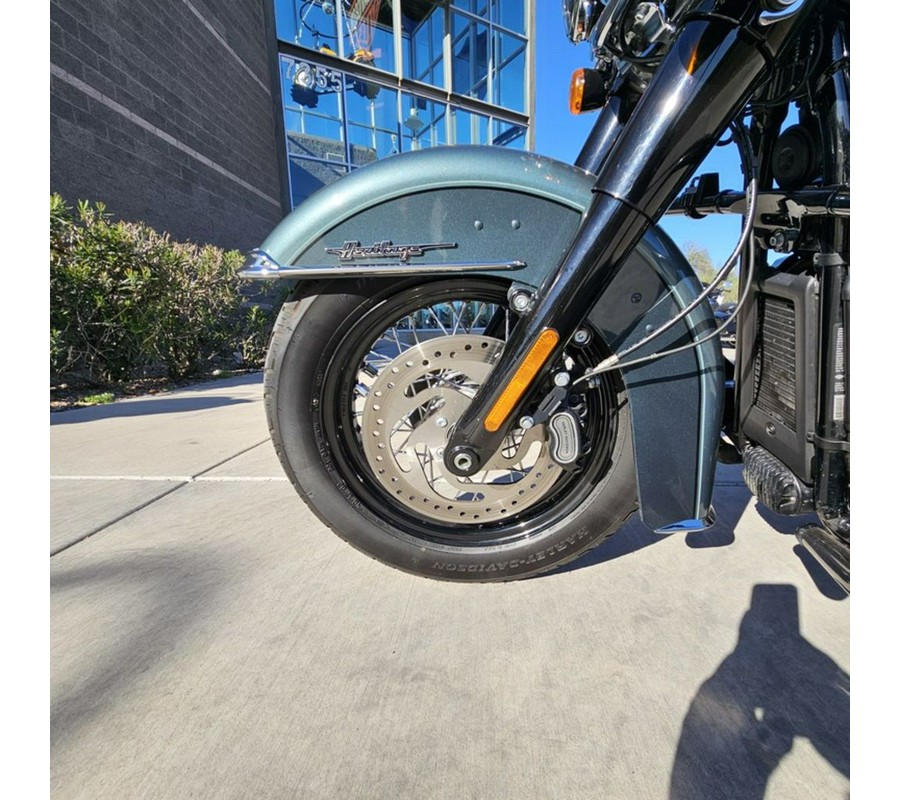 2020 Harley-Davidson® FLHCS - Heritage Classic 114