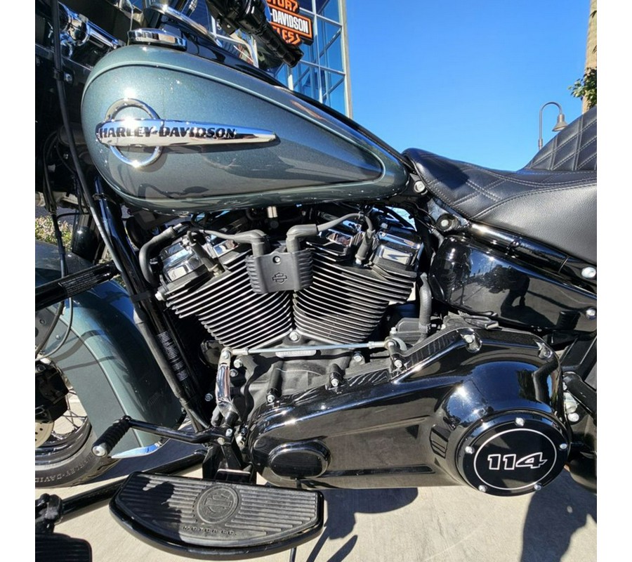 2020 Harley-Davidson® FLHCS - Heritage Classic 114