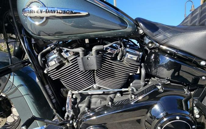 2020 Harley-Davidson® FLHCS - Heritage Classic 114