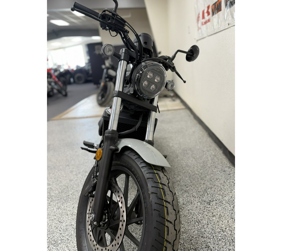 2026 Honda Rebel 500 Pearl Smoky Gray - h2910