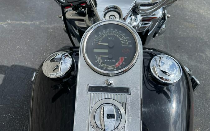 2003 Harley-Davidson FLHRCI Road King® Classic