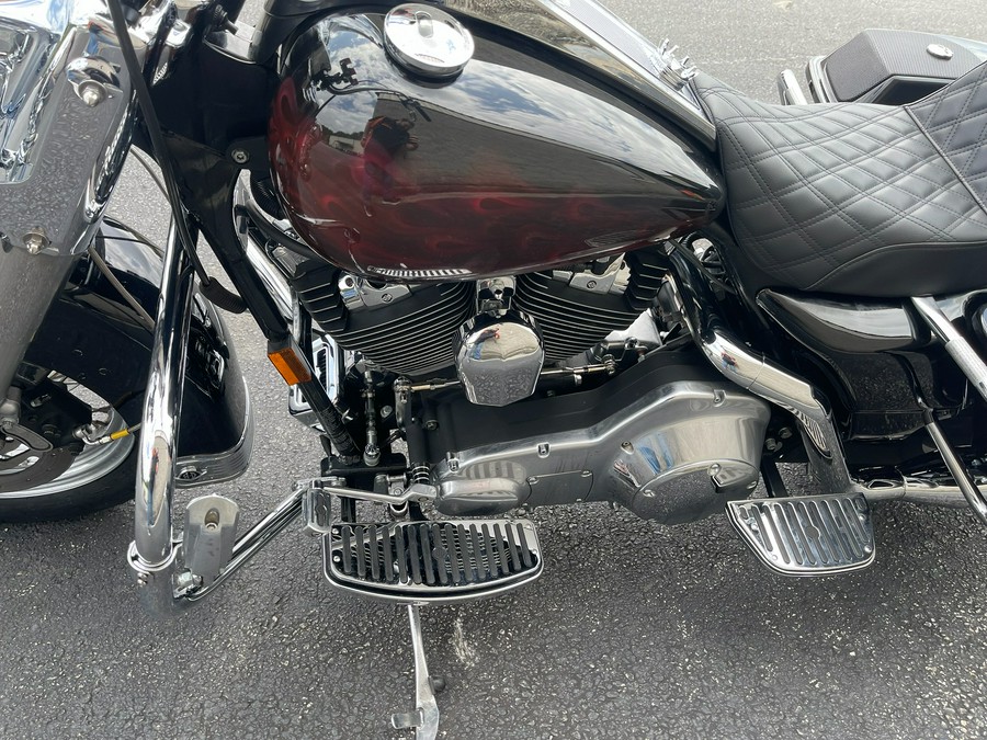 2003 Harley-Davidson FLHRCI Road King® Classic