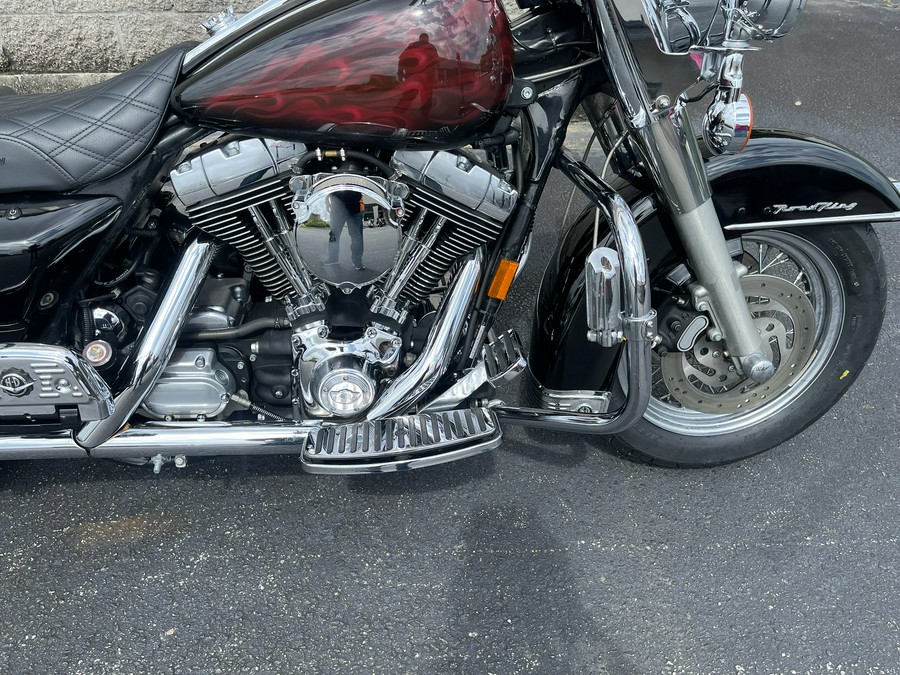2003 Harley-Davidson FLHRCI Road King® Classic