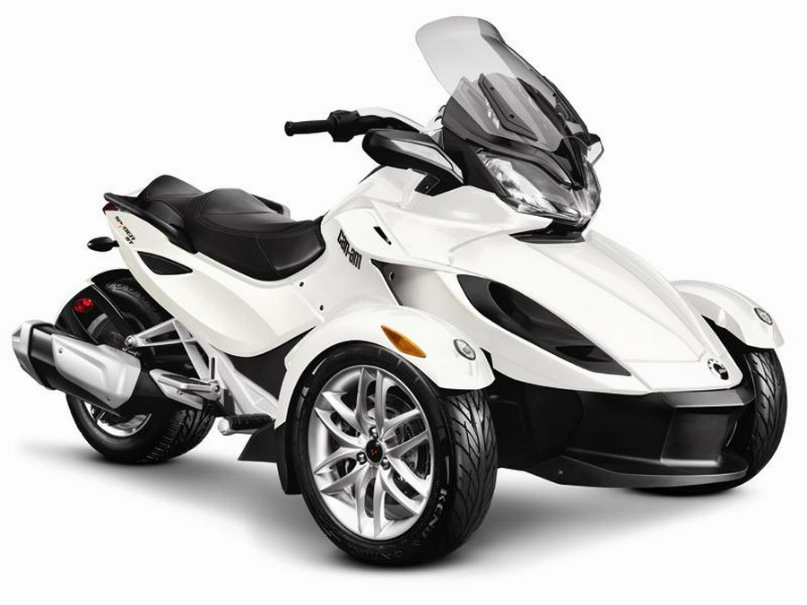 2014 Can-Am® Spyder® ST SE5