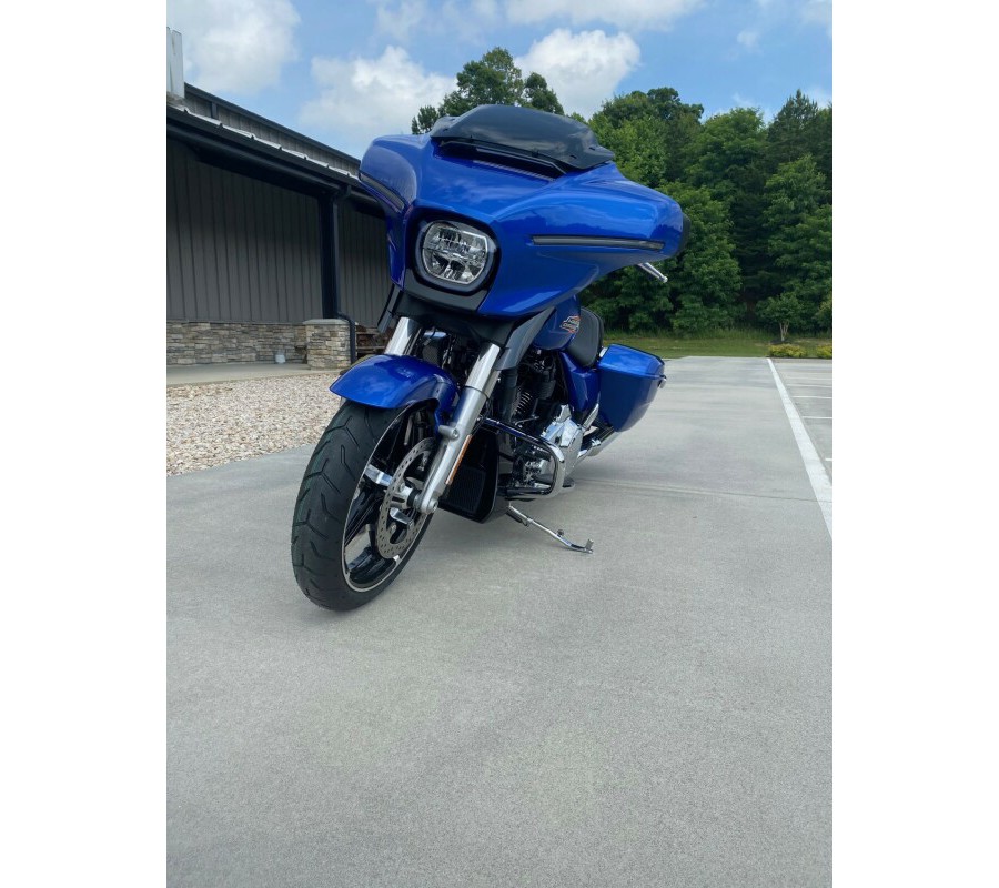 2024 Harley-Davidson Street Glide® Blue Burst