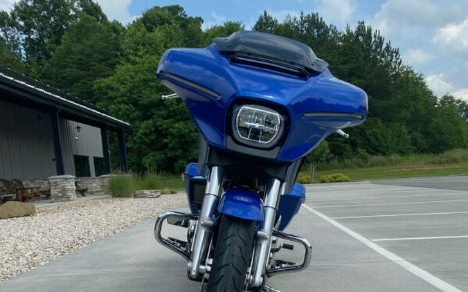 2024 Harley-Davidson Street Glide® Blue Burst