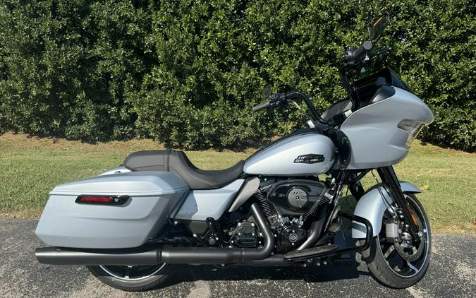 FLTRX 2024 Road Glide™