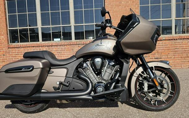 2021 Indian Motorcycle® Challenger Dark Horse®